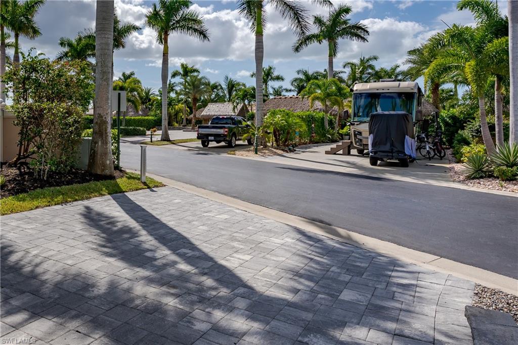 13547 Snook Circle Naples, FL 34114 - Photo 25 of 37