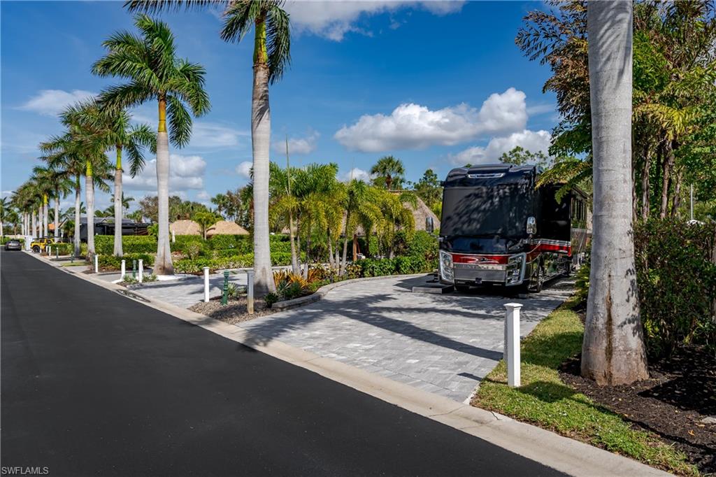 13547 Snook Circle Naples, FL 34114 - Photo 30 of 37