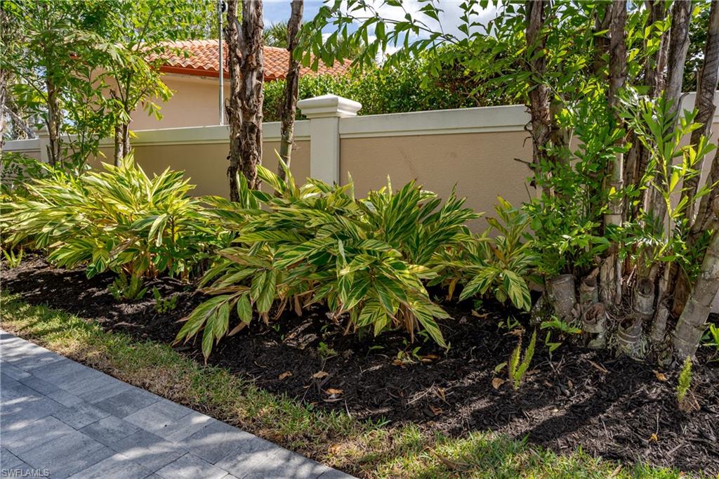 13547 Snook Circle Naples, FL 34114 - Photo 8 of 37