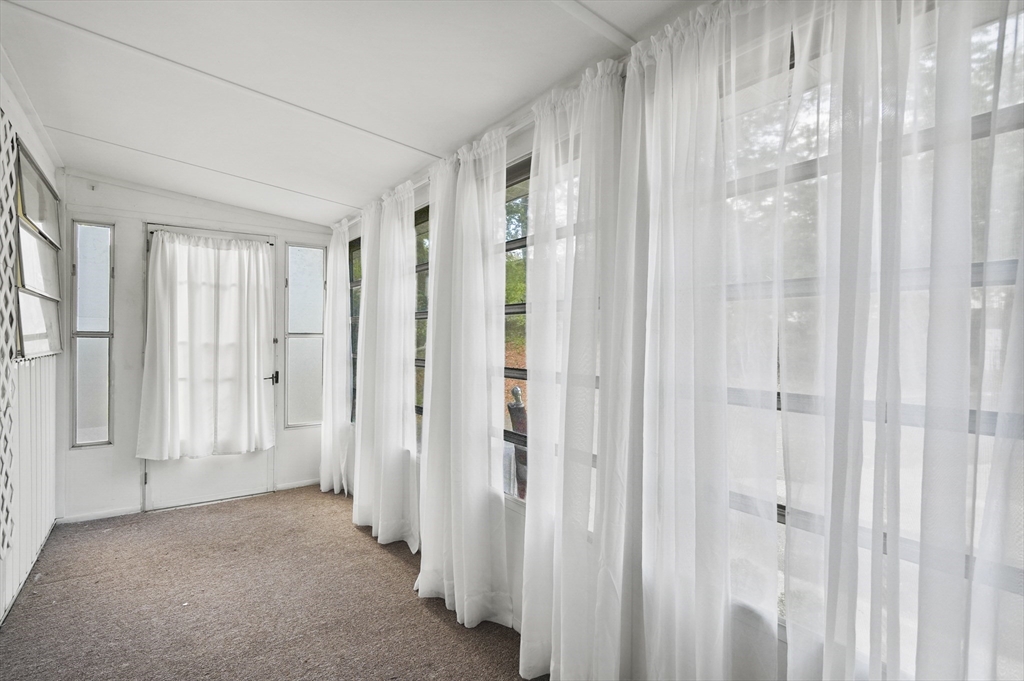 83 Clark Road, Unit 41 Shirley, MA 01464 - Photo 5 of 26