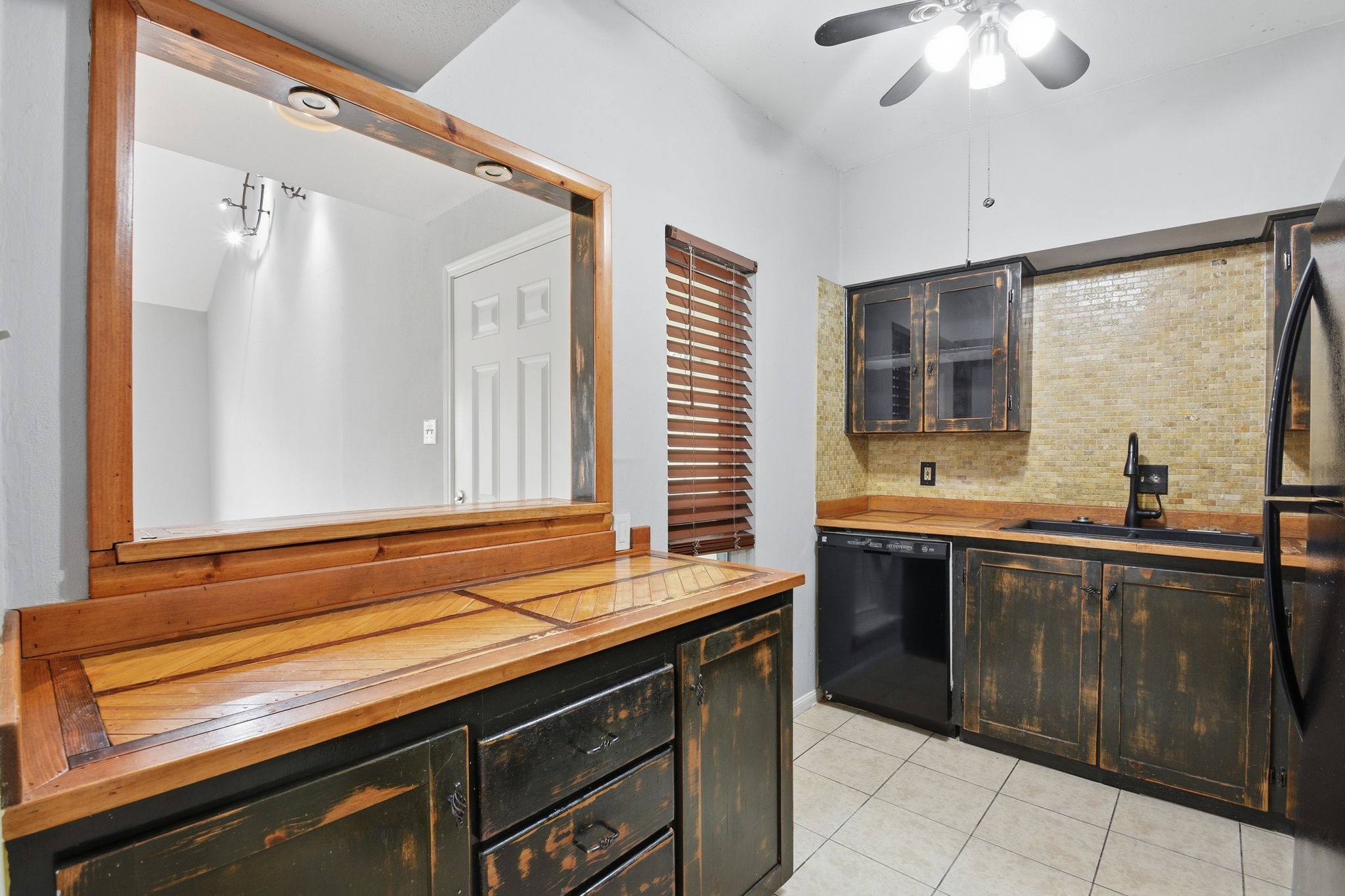 2100 Tanglewilde Street, Unit 576 Houston, TX 77063 - Photo 14 of 28