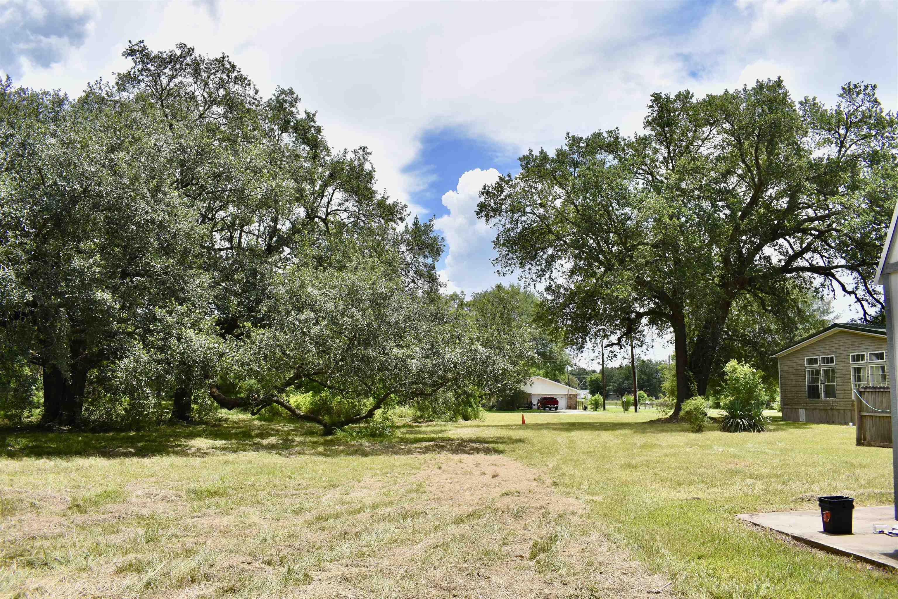 325 Goss Road Orange, TX 77632 - Photo 15 of 32