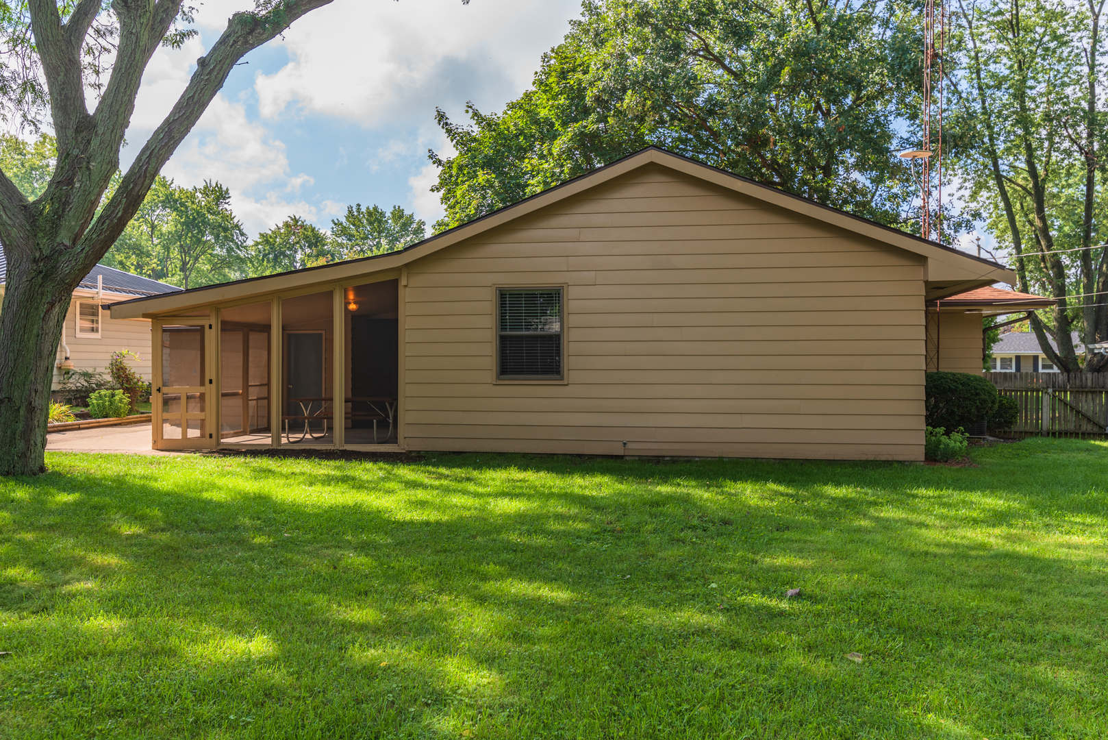 22 Ardith Drive Normal, IL 61761 - Photo 44 of 51 front view of a house with a yard