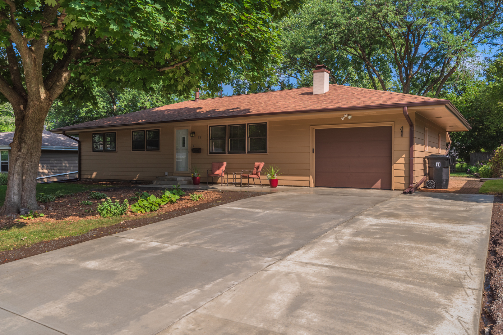 22 Ardith Drive Normal, IL 61761 - Photo 48 of 51 a front view of a house with garden