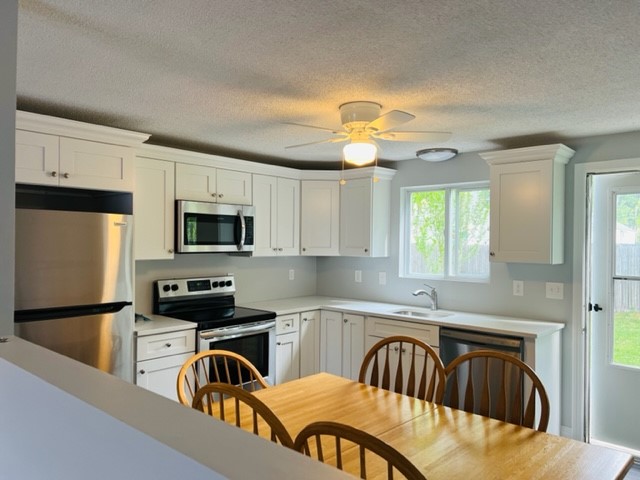 33 Cecile Street Lincoln, RI 02865 - Photo 2 of 12