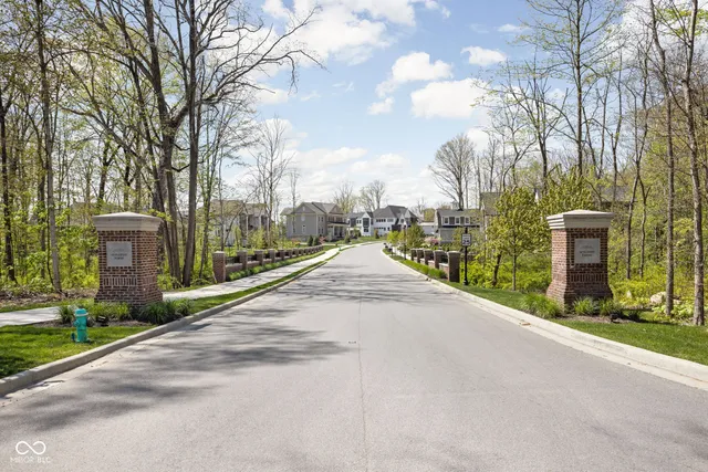 $3,700,000 | 4580 Strathmore Lane, Zionsville, IN 46077