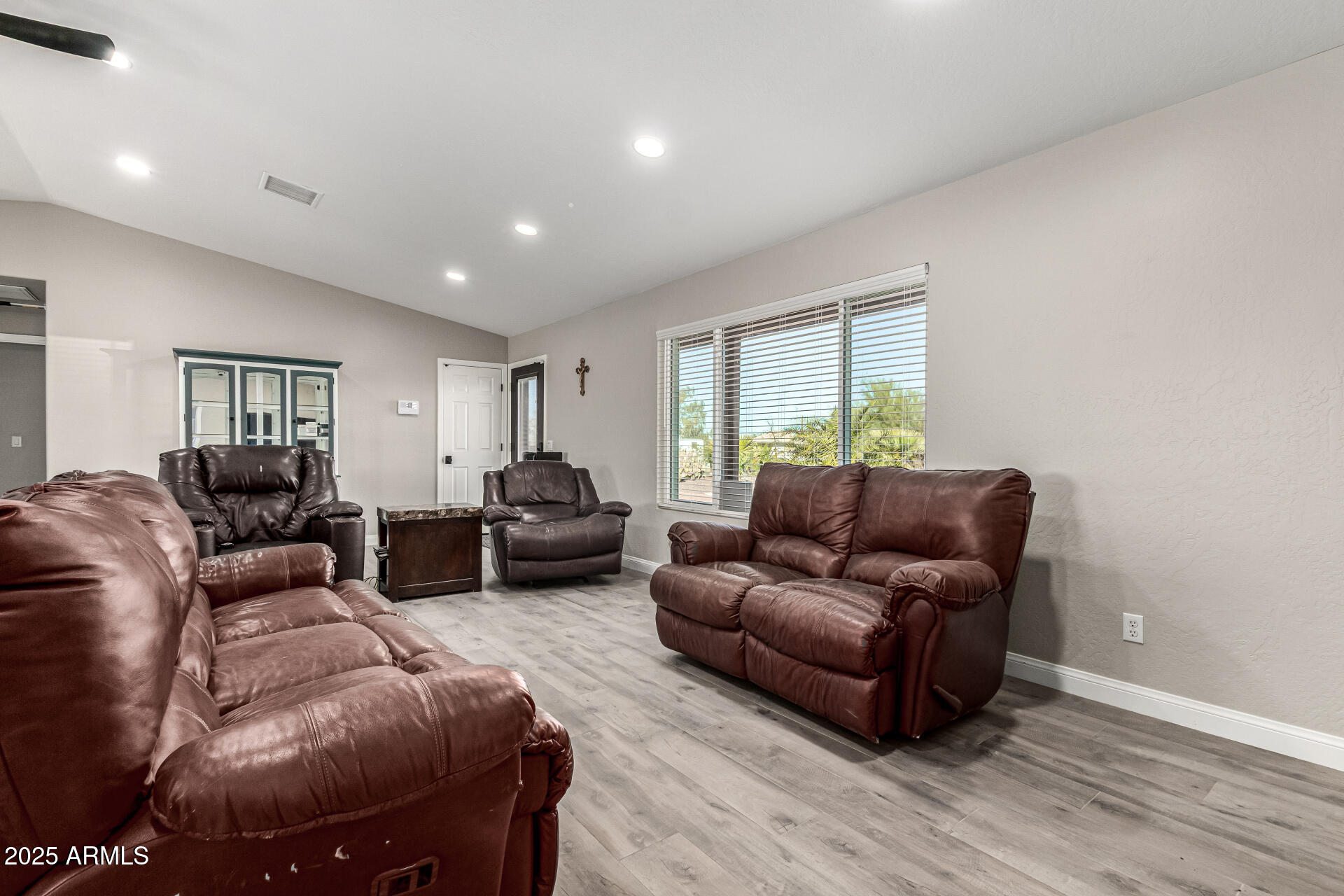 12614 South Gopher Road Buckeye, AZ 85326 - Photo 7 of 48 7 - Gopher