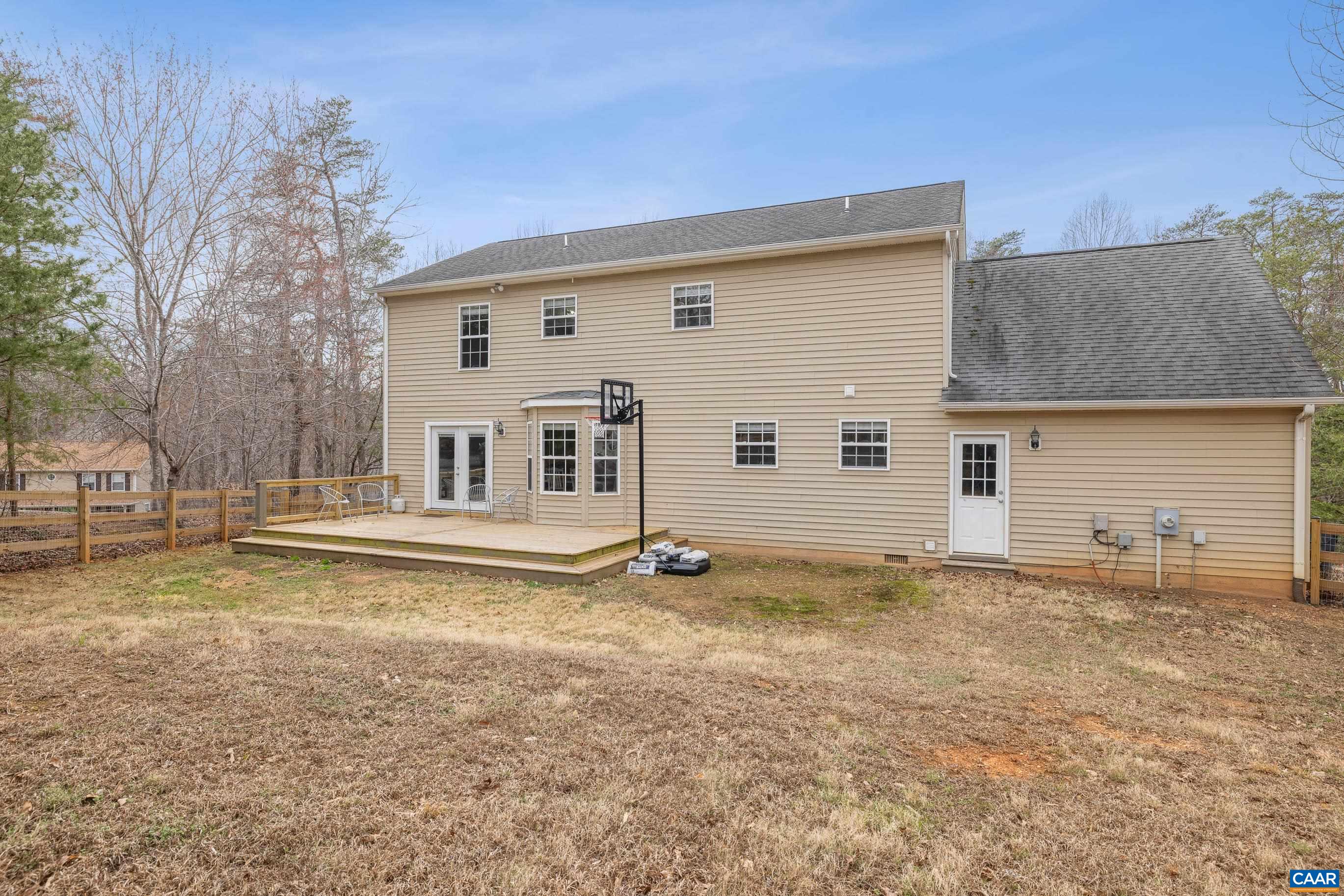 17 Hopi Way Palmyra, VA 22963 - Photo 5 of 36 a view of a house with a yard