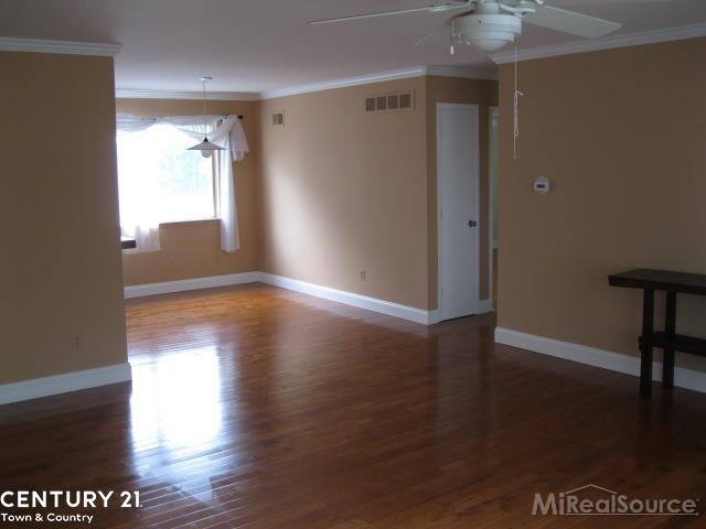 490 Miller Avenue, Unit 48 Rochester, MI 48307 - Photo 2 of 10