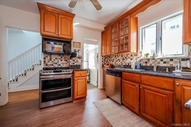 $3,500 | 48 Davison Place, Unit 1, Rockville Centre, NY 11570