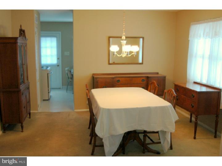 808 East Main Street Maple Shade, NJ 08052 - Photo 4 of 15 Dining Room
