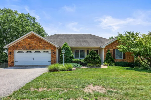 $500,000 | 151 Overview Circle East, Red Lion, PA 17356
