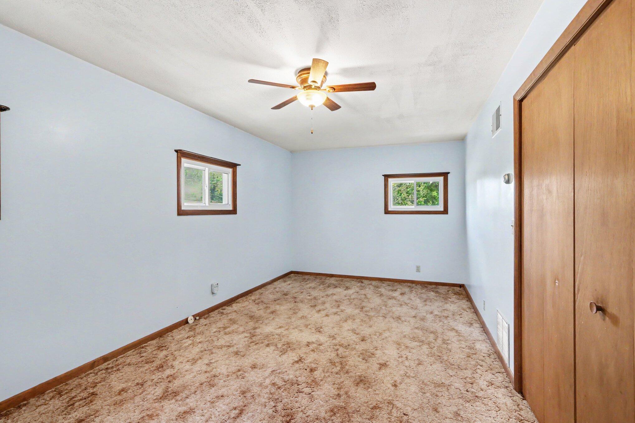 1039 South Constantine Street Three Rivers, MI 49093 - Photo 12 of 26