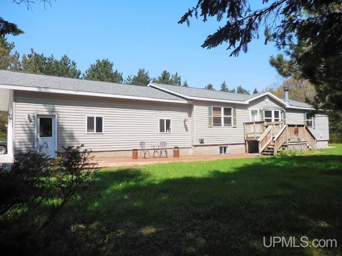 961 Shunk Road Manistique, MI 49854 - Photo 1 of 30 Gallery Image 1