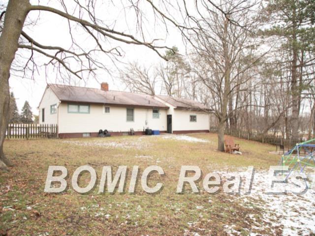 711 West Gilford Road Caro, MI 48723 - Photo 2 of 17