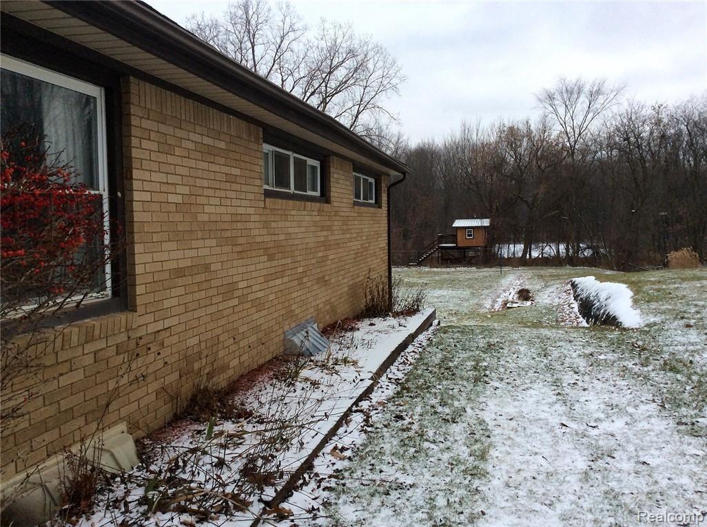 15125 Eddy Lake Road Fenton, MI 48430 - Photo 54 of 59 IMG_1013.jpg