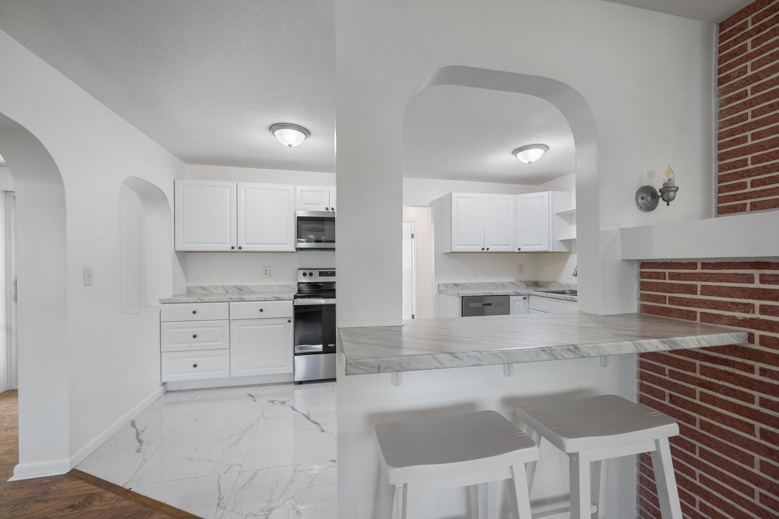 1408 Southwest Palm City Road Stuart, FL 34994 - Photo 12 of 30 12-DSC_5423