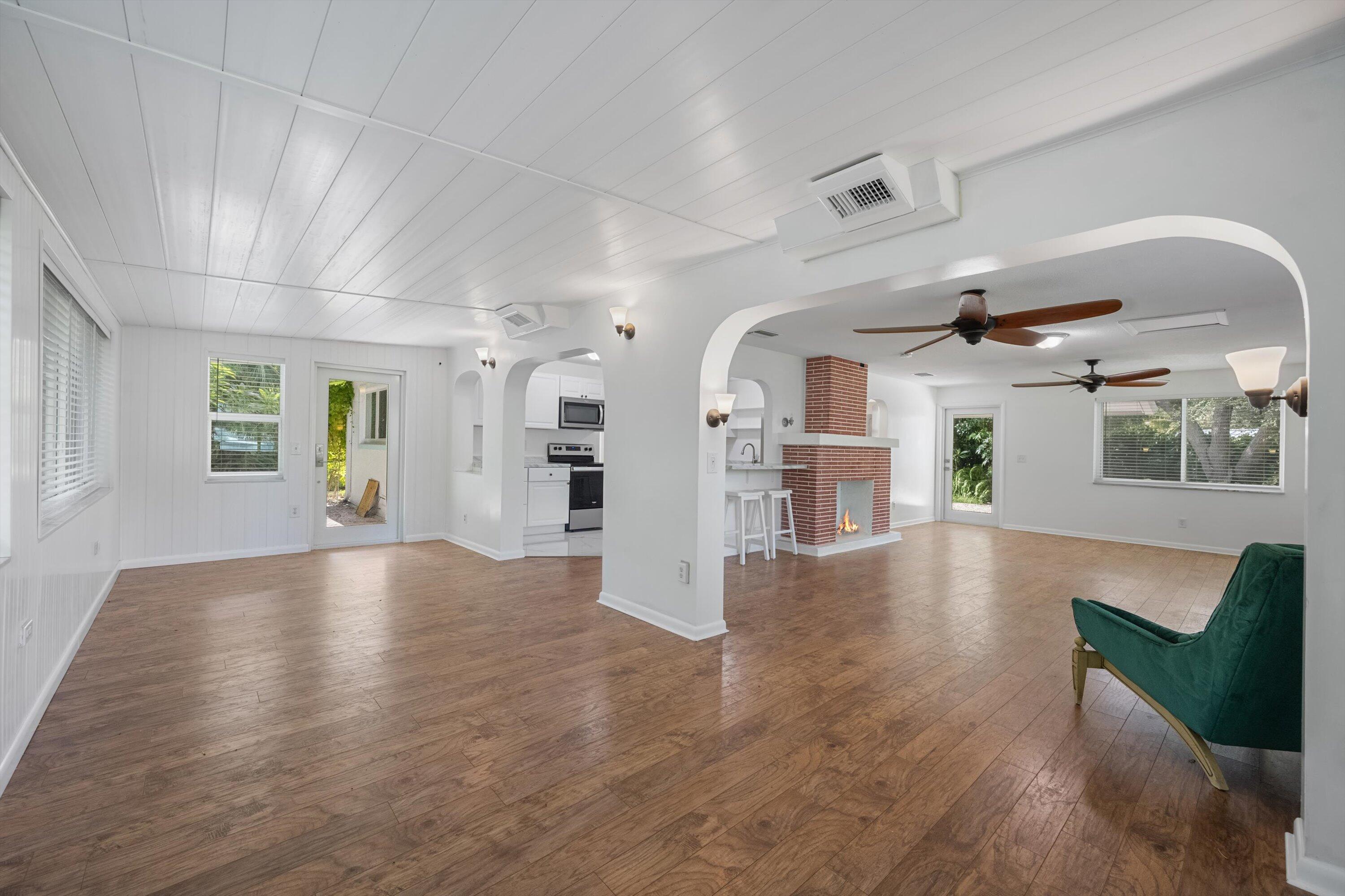 1408 Southwest Palm City Road Stuart, FL 34994 - Photo 6 of 30 06-DSC_5441