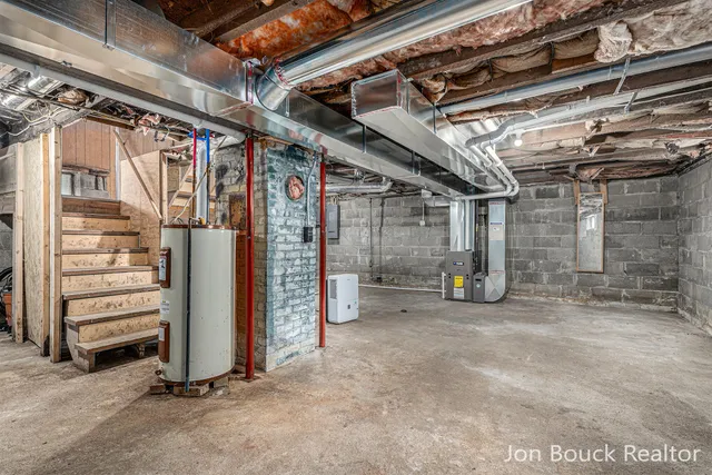 $162,500 | 907 East Lincoln Street, Mount Pleasant, MI 48858