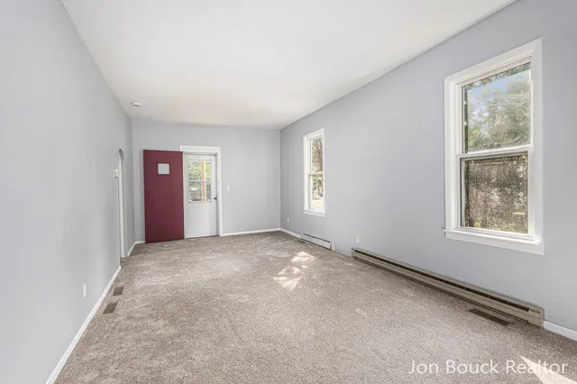 $162,500 | 907 East Lincoln Street, Mount Pleasant, MI 48858