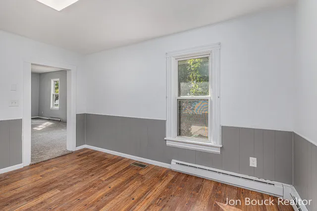 $162,500 | 907 East Lincoln Street, Mount Pleasant, MI 48858