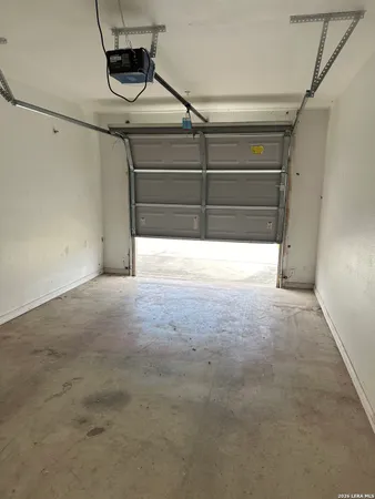 $1,525 | 9919 Grove Mist San Antonio Tx 78233, Unit 104, San Antonio, TX 78233