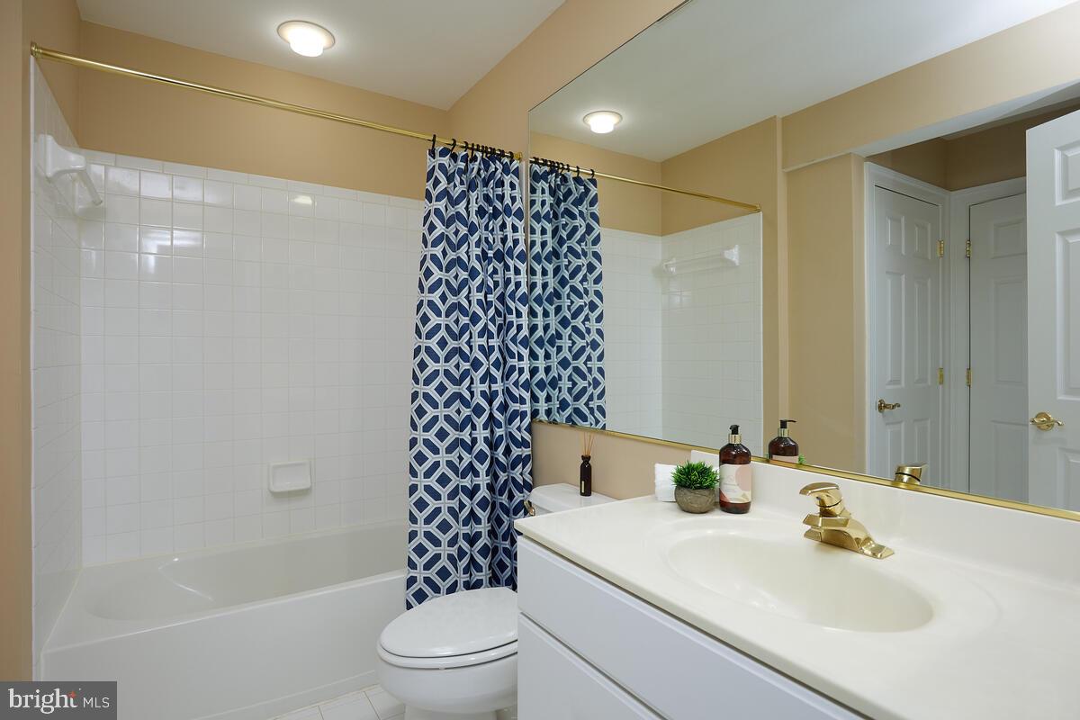 11404 Ridge Mist Terrace Potomac, MD 20854 - Photo 29 of 33 Lower Level Bath 5