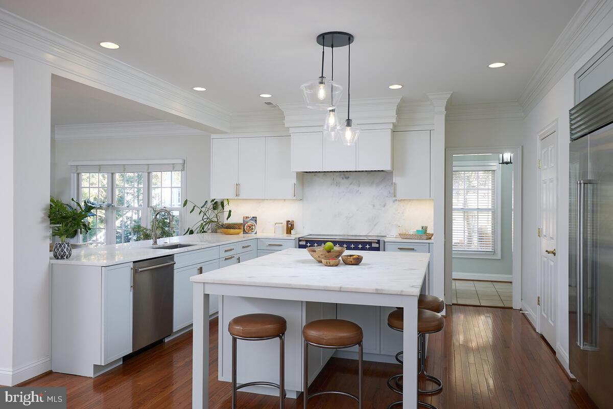 11404 Ridge Mist Terrace Potomac, MD 20854 - Photo 5 of 33 Fully Remodeled Kitchen by Structure Custom Homes