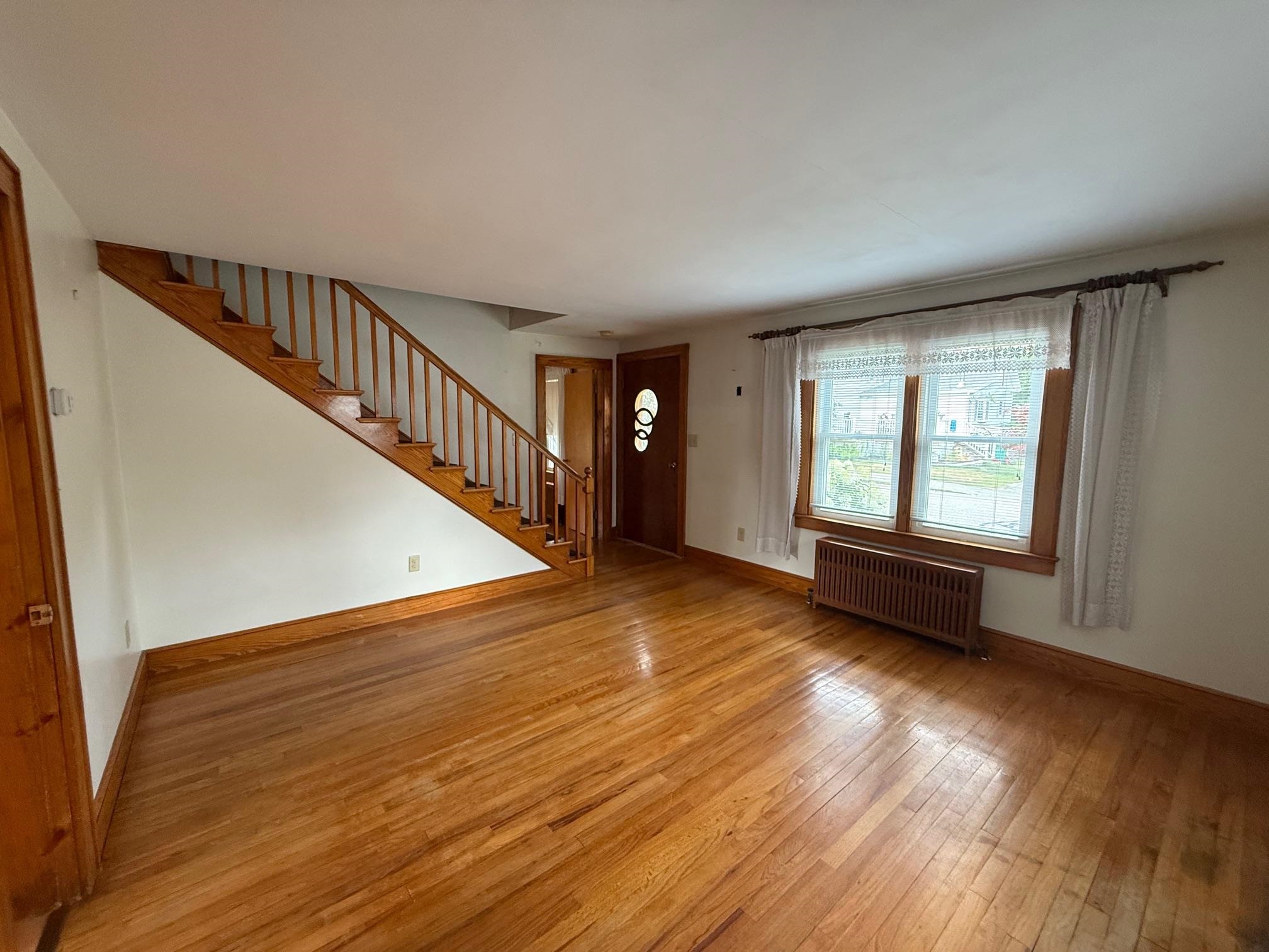 18 Grove Street Rochester, NH 03868 - Photo 4 of 28