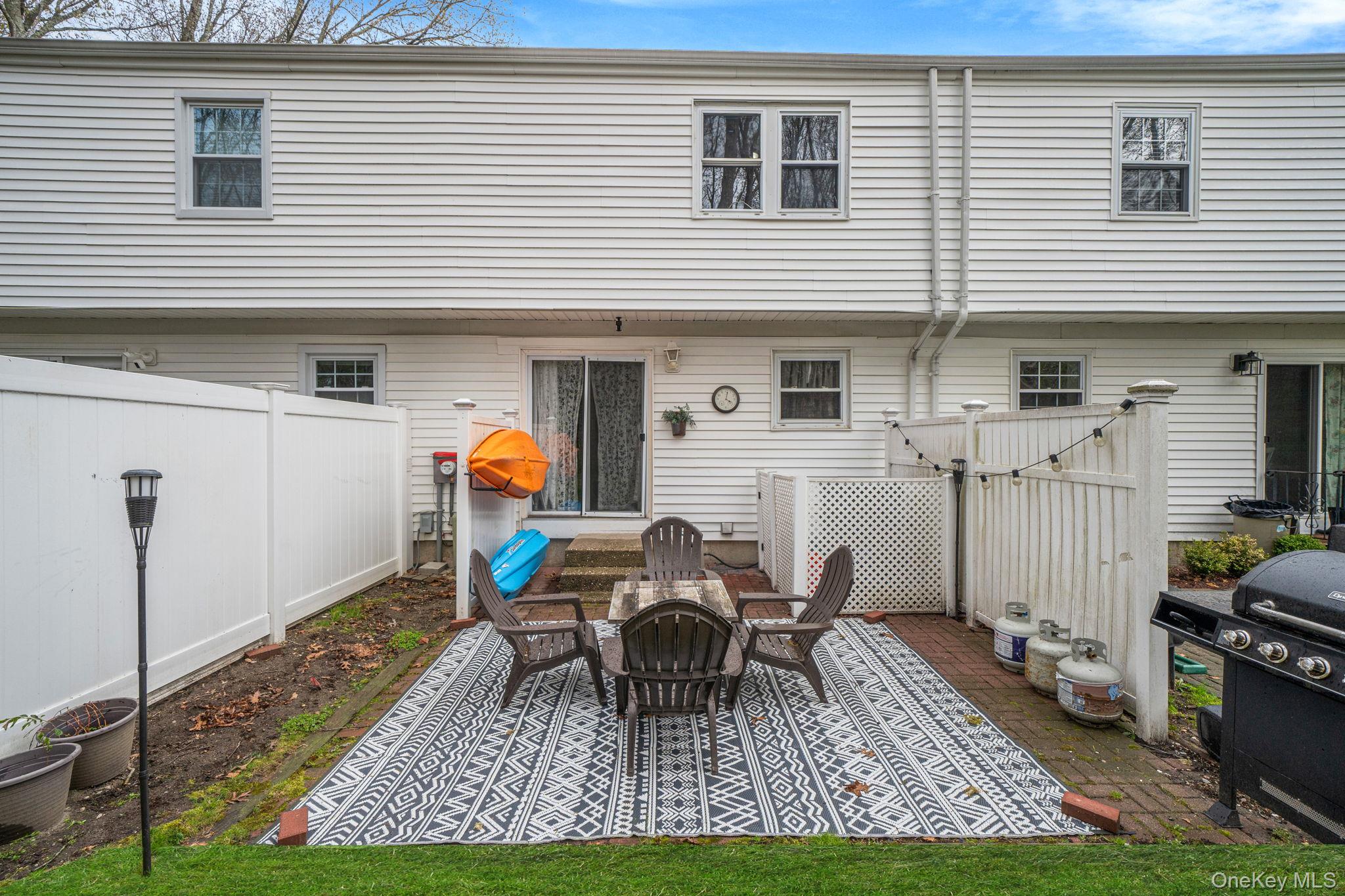 3 Bartlett Commons Yaphank, NY 11980 - Photo 26 of 27