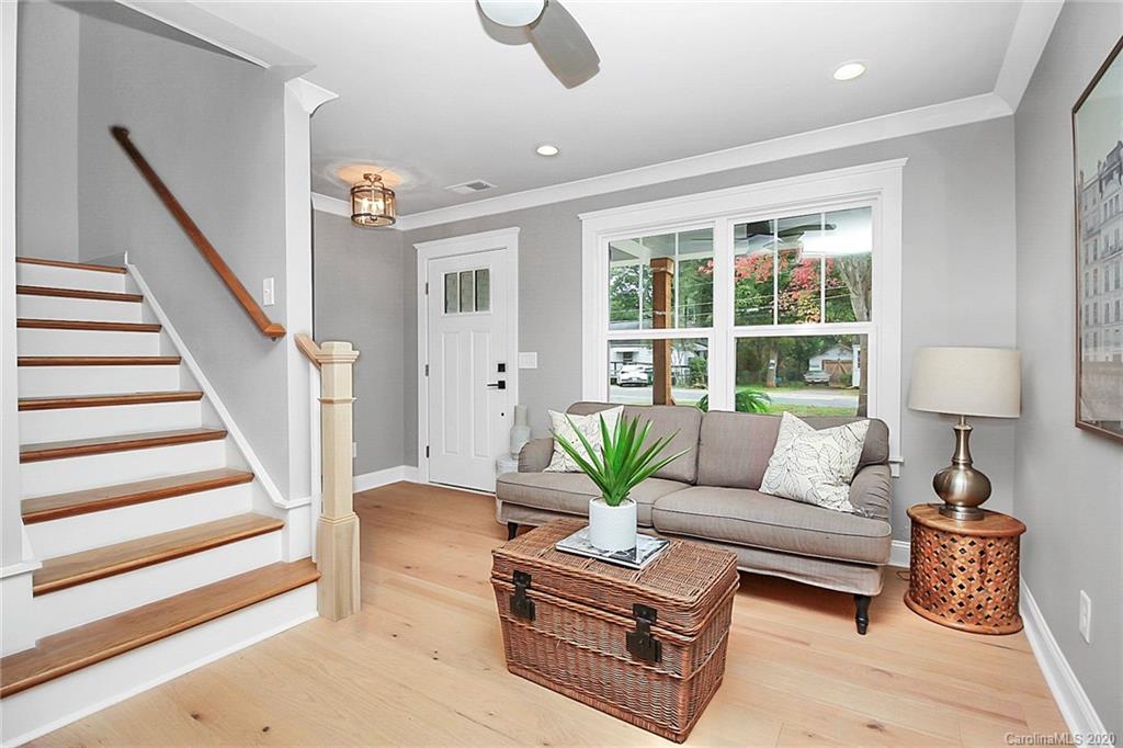1304 Enderly Road Charlotte, NC 28208 - Photo 4 of 45 Gallery Image 4