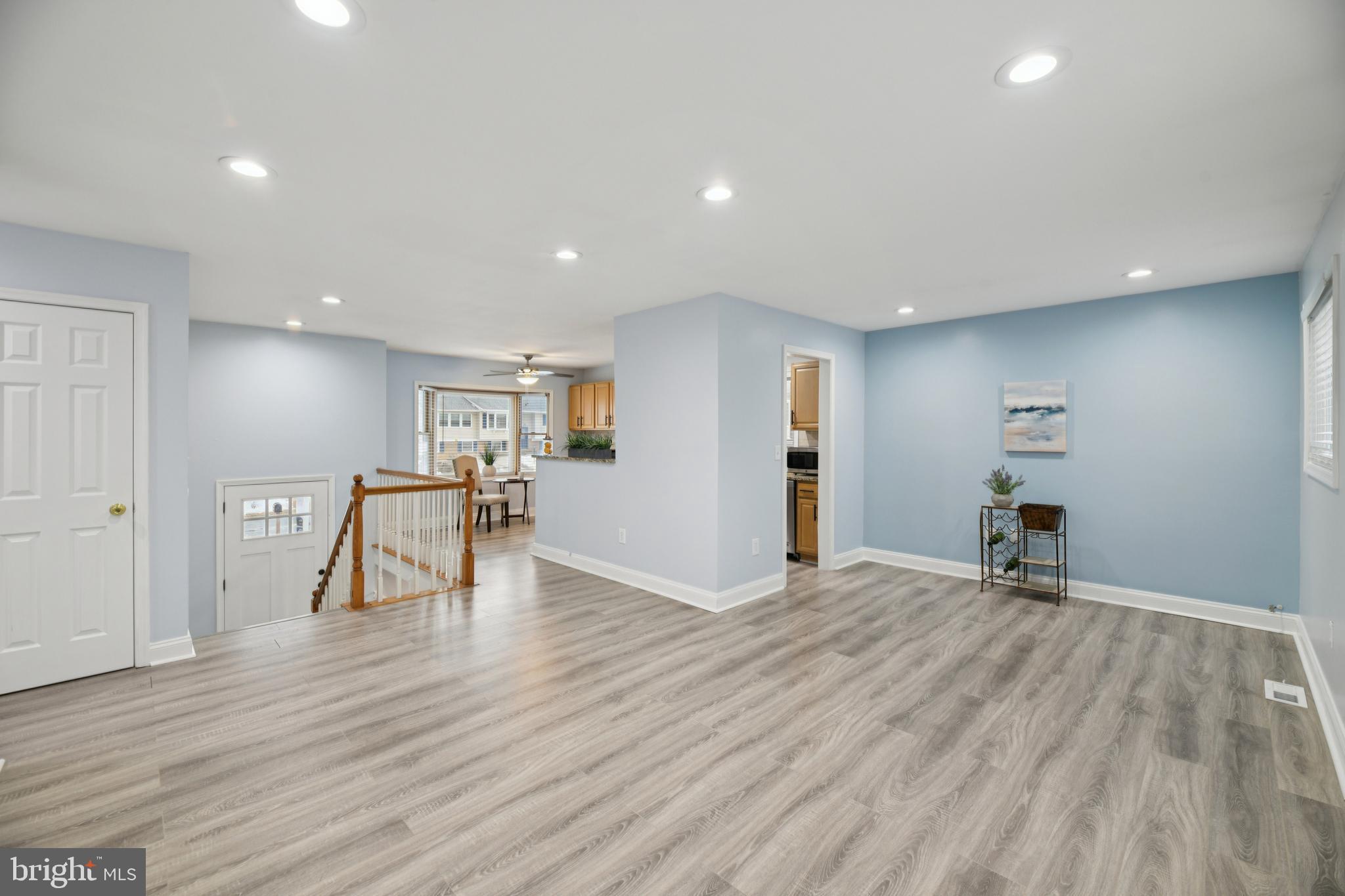 3028 Marlin Drive Riva, MD 21140 - Photo 6 of 50 Living Room