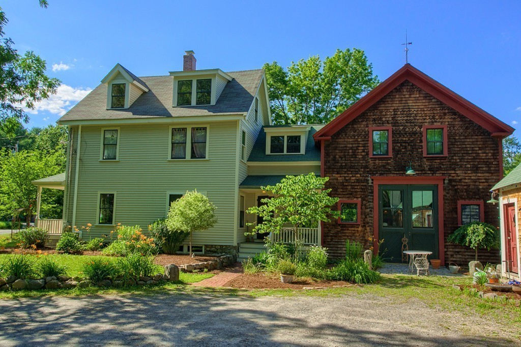45 Williams Road Concord, MA 01742 - Photo 3 of 23