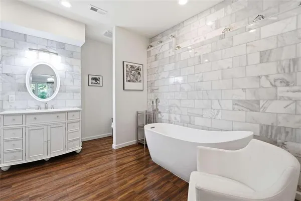 $695,000 | 9930 Barnsbury Road, Douglasville, GA 30135