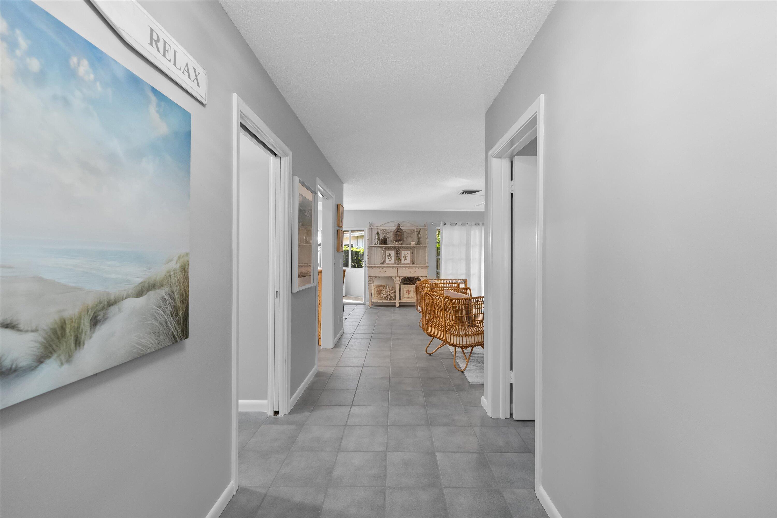 102 Villa Circle Atlantis, FL 33462 - Photo 10 of 47 05-DSC02397