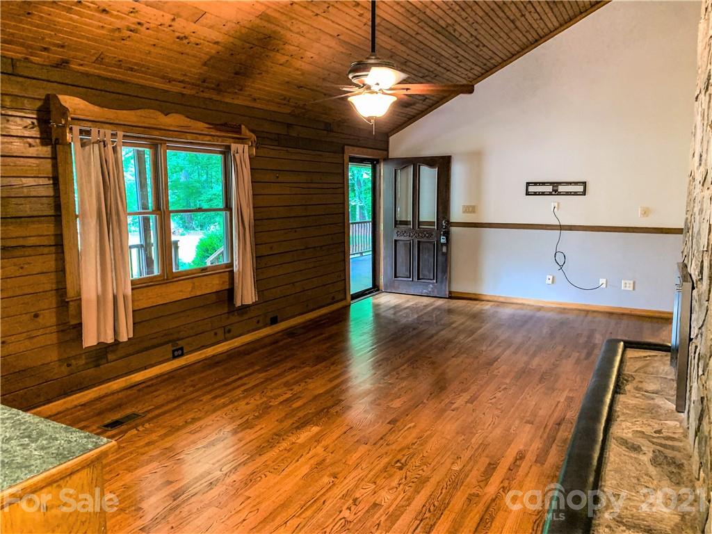42069 Canal Road New London, NC 28127 - Photo 13 of 48 Gallery Image 13