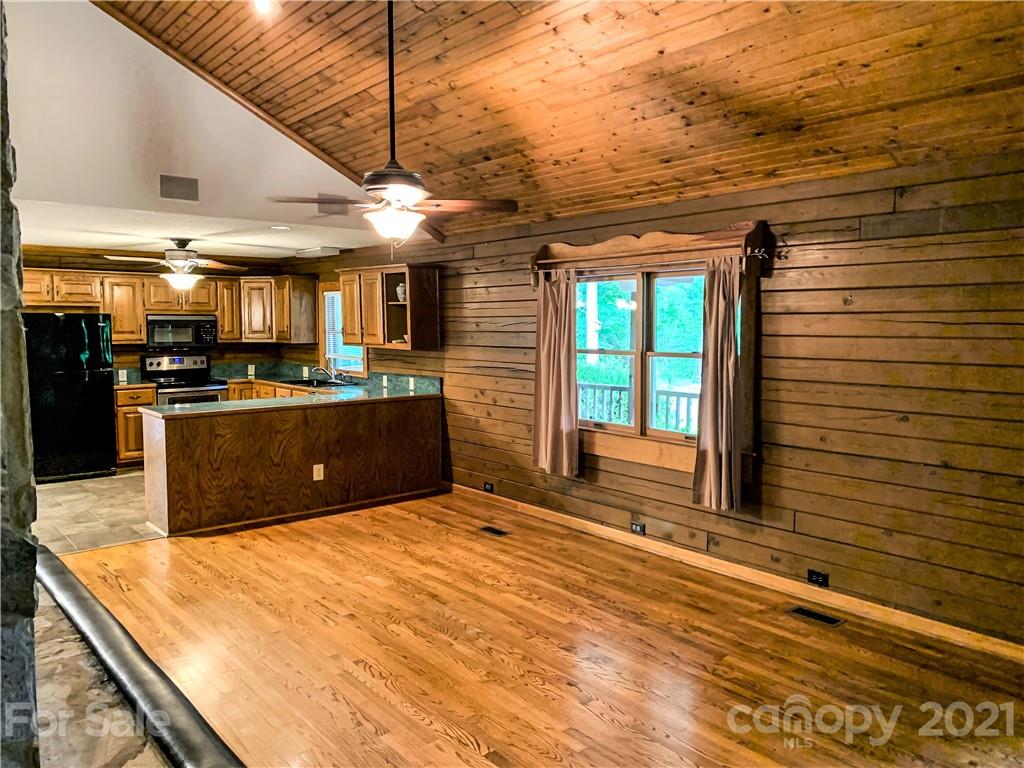 42069 Canal Road New London, NC 28127 - Photo 14 of 48 Gallery Image 14