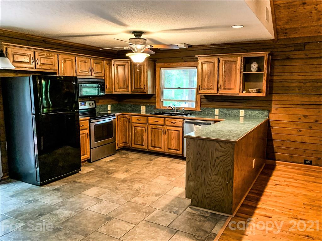 42069 Canal Road New London, NC 28127 - Photo 15 of 48 Gallery Image 15