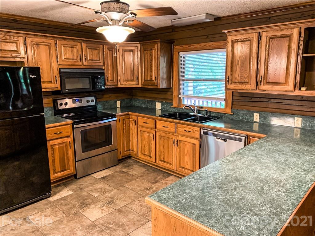 42069 Canal Road New London, NC 28127 - Photo 16 of 48 Gallery Image 16