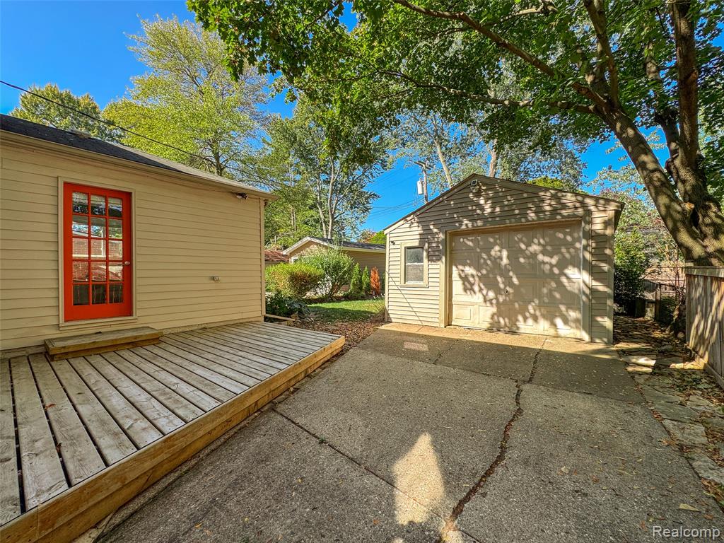 2834 Bamlet Road Royal Oak, MI 48073 - Photo 28 of 33 Gallery Image 28