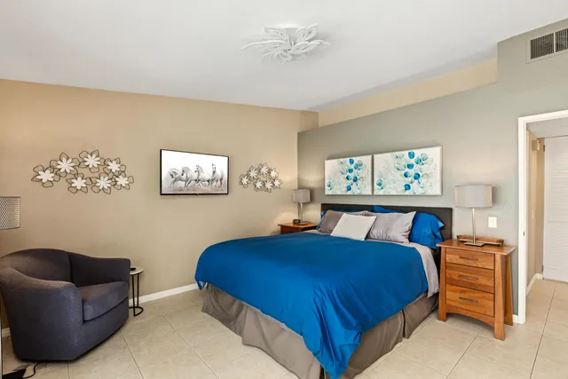 $4,131 | 500 South Farrell Drive, Unit H49, Palm Springs, CA 92264