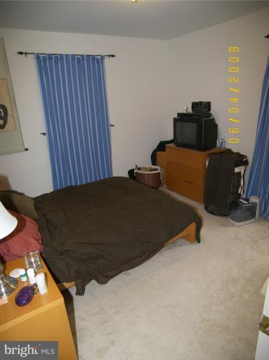 9814 Braddock Road Silver Spring, MD 20903 - Photo 13 of 18 Bedroom