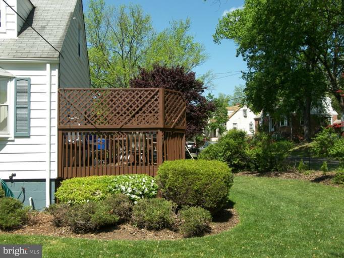 9814 Braddock Road Silver Spring, MD 20903 - Photo 5 of 18 Exterior (General)