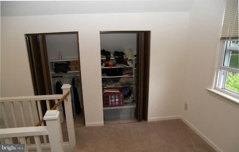 9814 Braddock Road Silver Spring, MD 20903 - Photo 10 of 18 Interior (General)