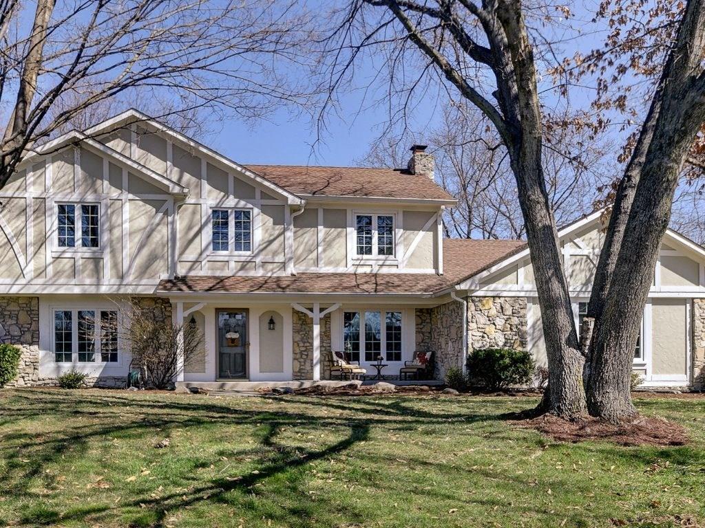 4568 Lockerbie Court Carmel, IN 46033 - Photo 1 of 24 Gallery Image 1