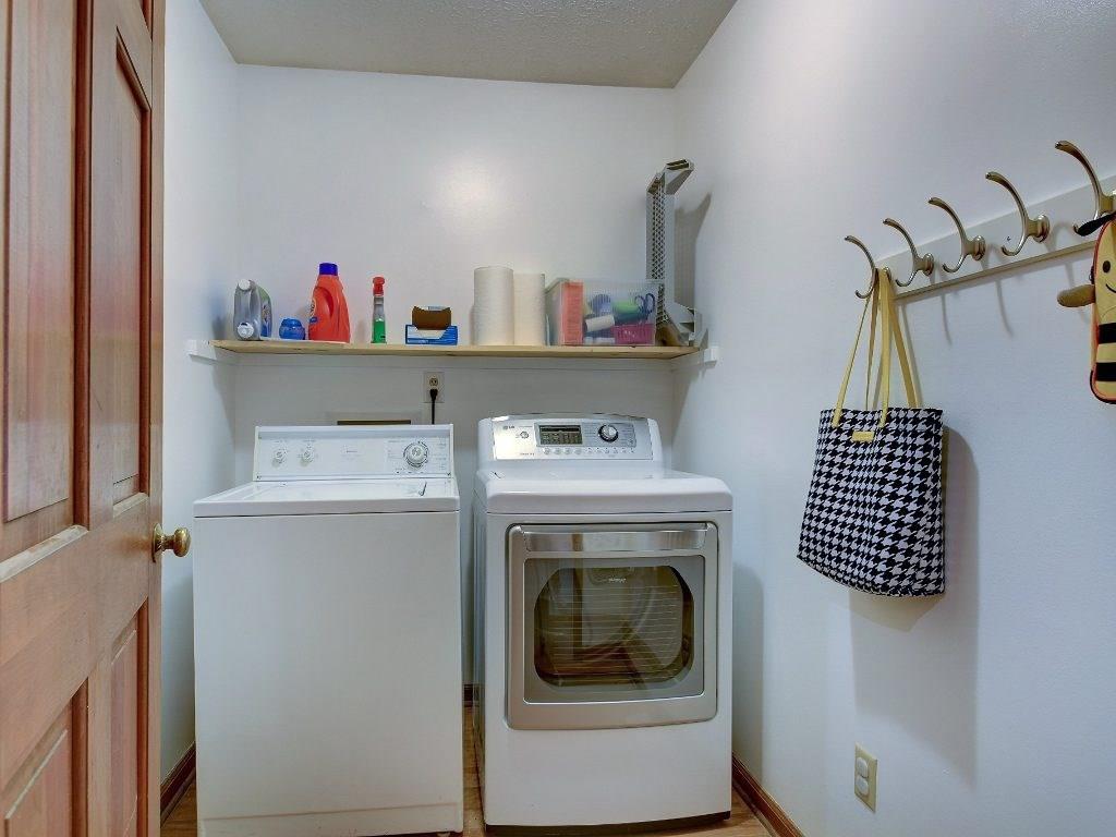4568 Lockerbie Court Carmel, IN 46033 - Photo 12 of 24 Gallery Image 12
