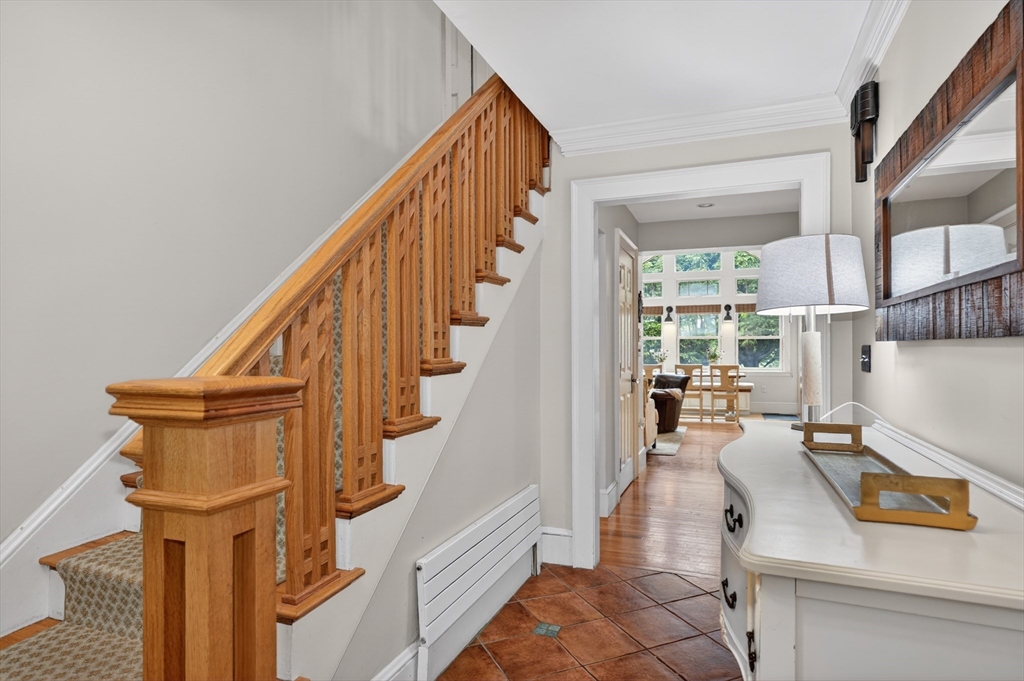 35 Richardson Road Belmont, MA 02478 - Photo 3 of 41 Gallery Image 3