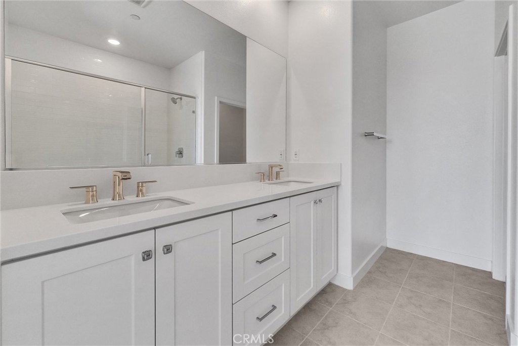 160 Restore Irvine, CA 92618 - Photo 24 of 50