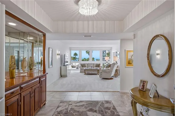 $7,000 | 4031 Gulf Shore Boulevard North, Unit 3B, Naples, FL 34103