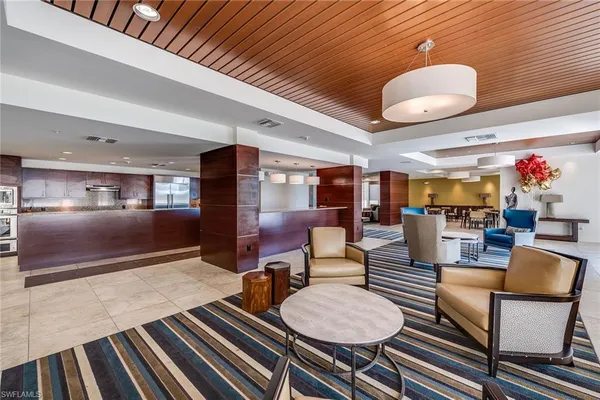 $7,000 | 4031 Gulf Shore Boulevard North, Unit 3B, Naples, FL 34103